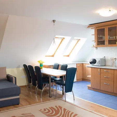 Titan Apartment Gyula