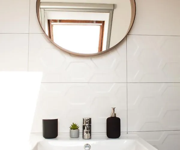 Titan Apartament Jula