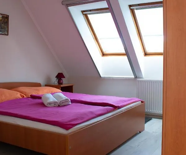 Titan Apartament Jula